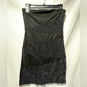 Forever 21 woman’s black strapless mini dress